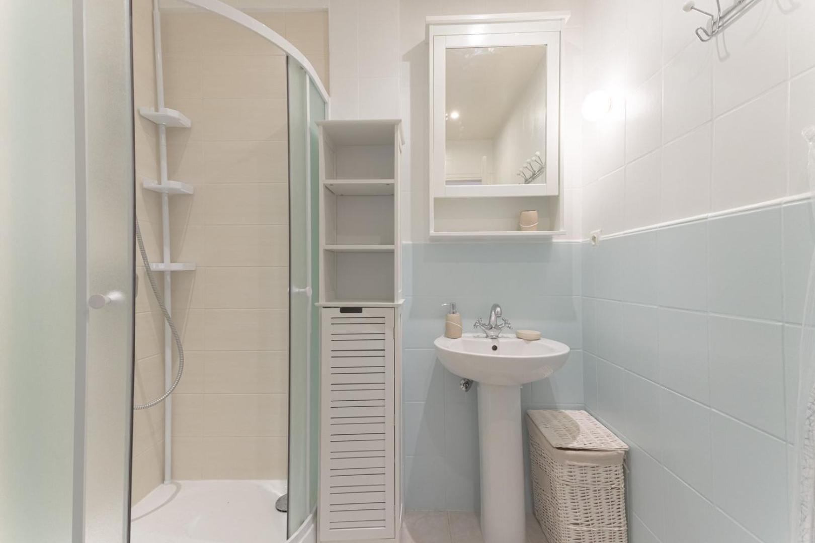 Hight Standing Studio Point Croisette كان المظهر الخارجي الصورة